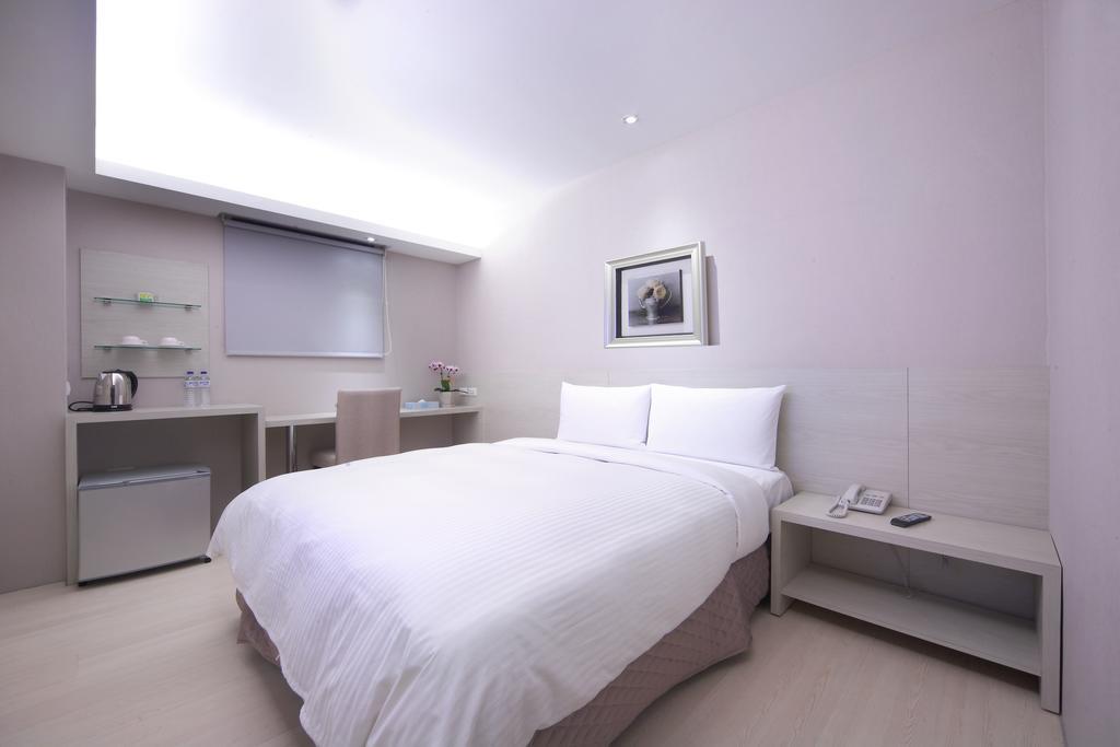 宜都大飯店 Idol Hotel Kaohsiung Rum bild